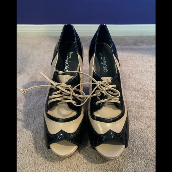 Twenty One Penguin Heels - Picture 1 of 9